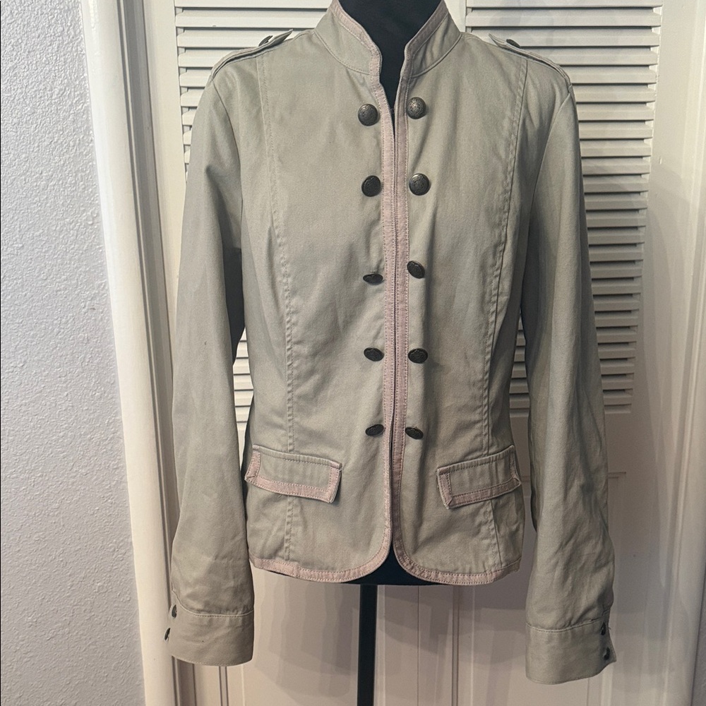 Women's Military-Style Cotton Jacket in Light Olive